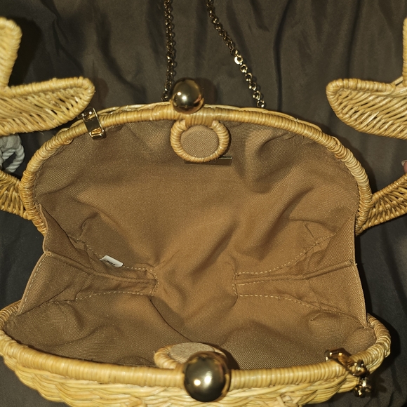 SERPUI Crab Wicker Crossbody - Picture 3 of 3